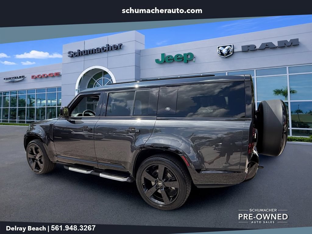 Used 2023 Land Rover Defender 130 X-Dynamic SE AWD/4WD image 5