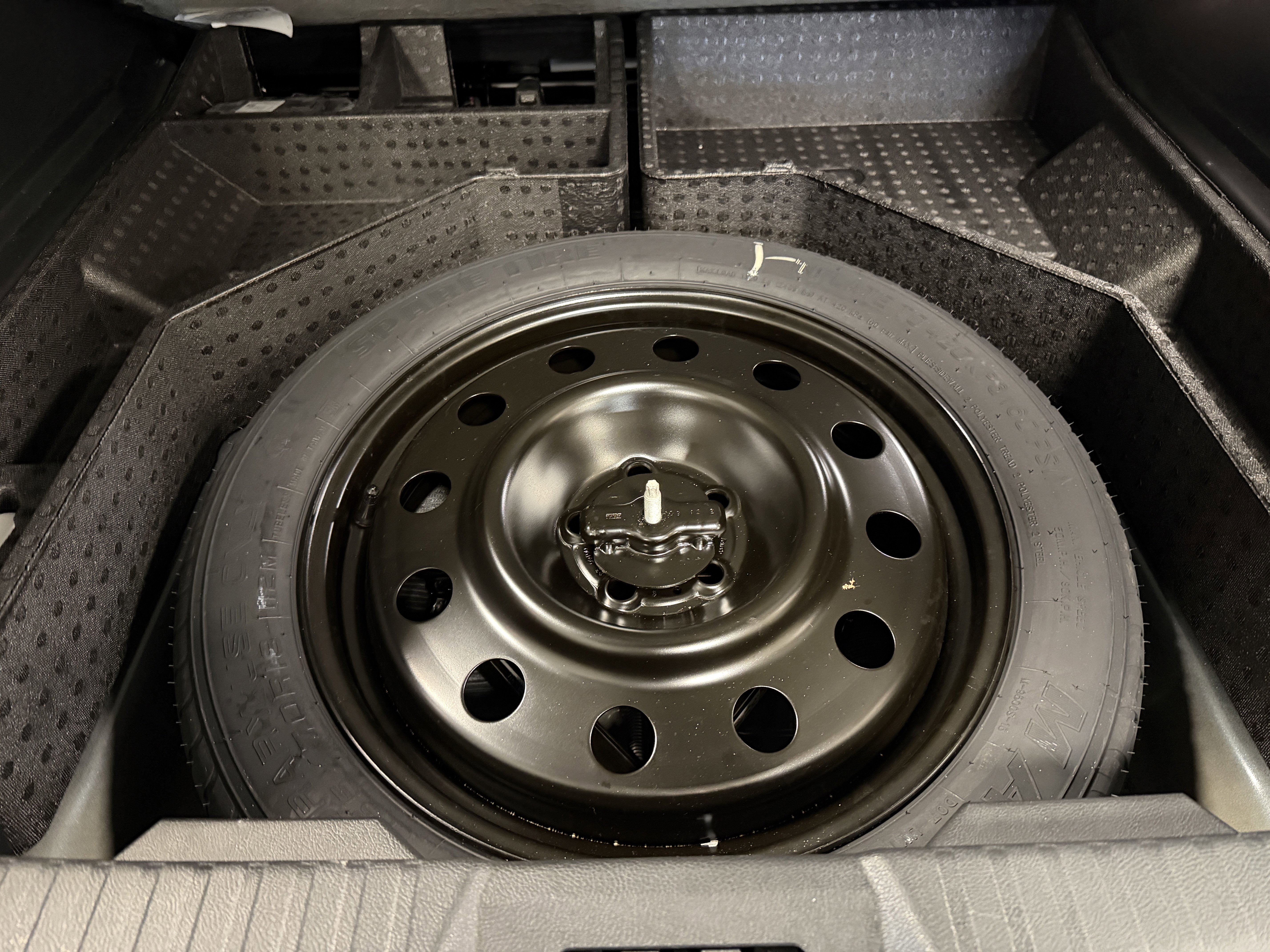 Used 2024 Ford Edge SEL w/ Convenience Package image 26