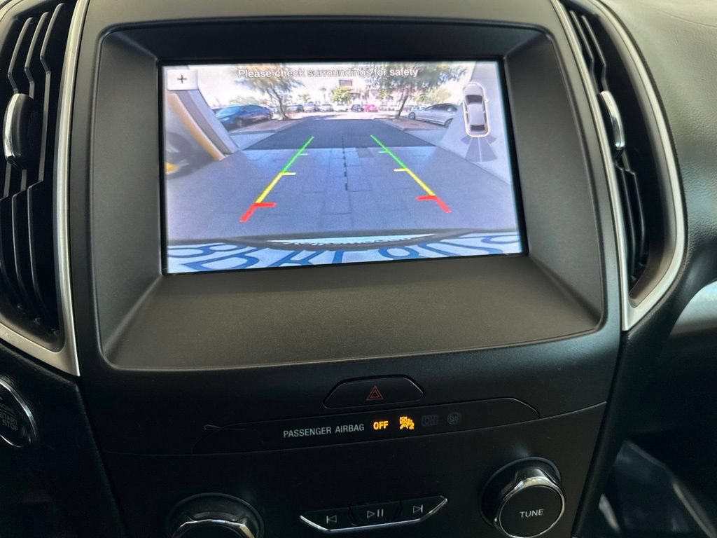 Used 2019 Ford Edge SEL FWD image 15
