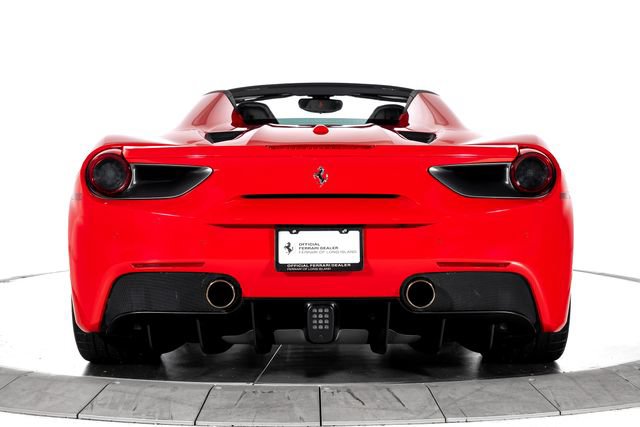 Used 2017 Ferrari 488 Spider RWD image 8