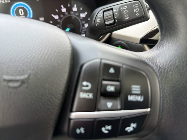 Used 2020 Ford Escape SE image 21