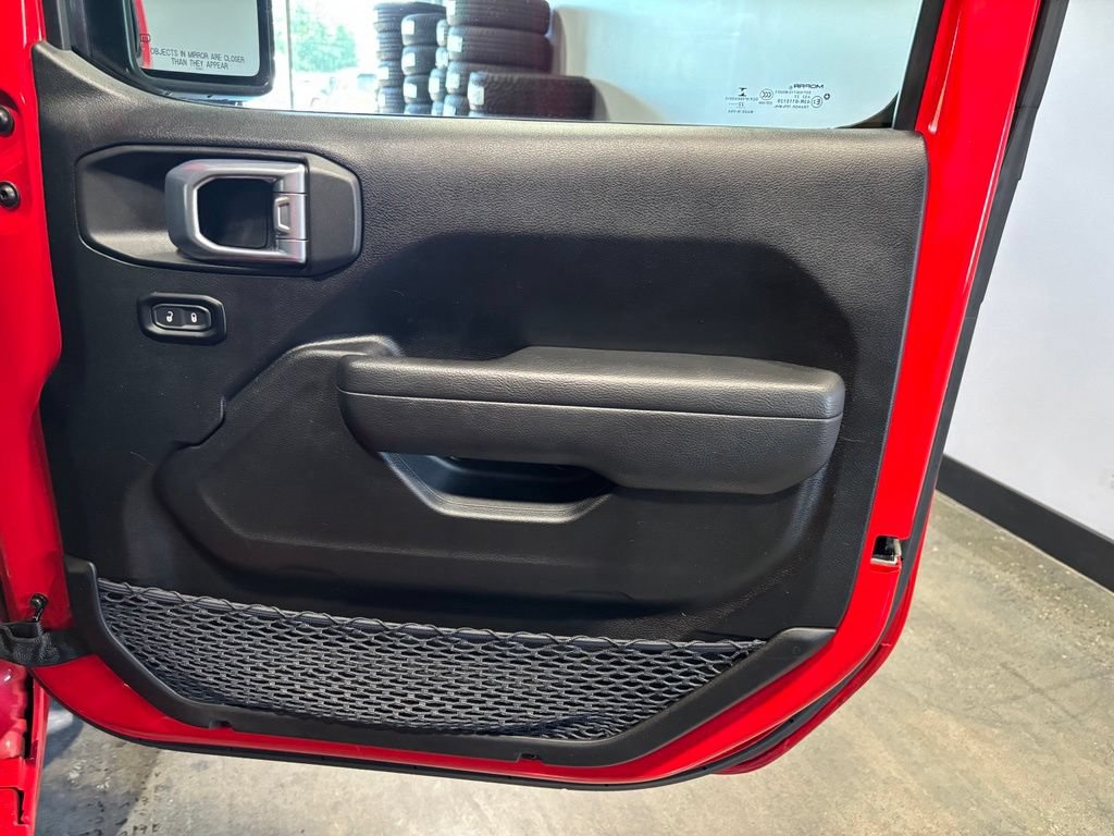 Used 2022 Jeep Gladiator Sport AWD/4WD image 18