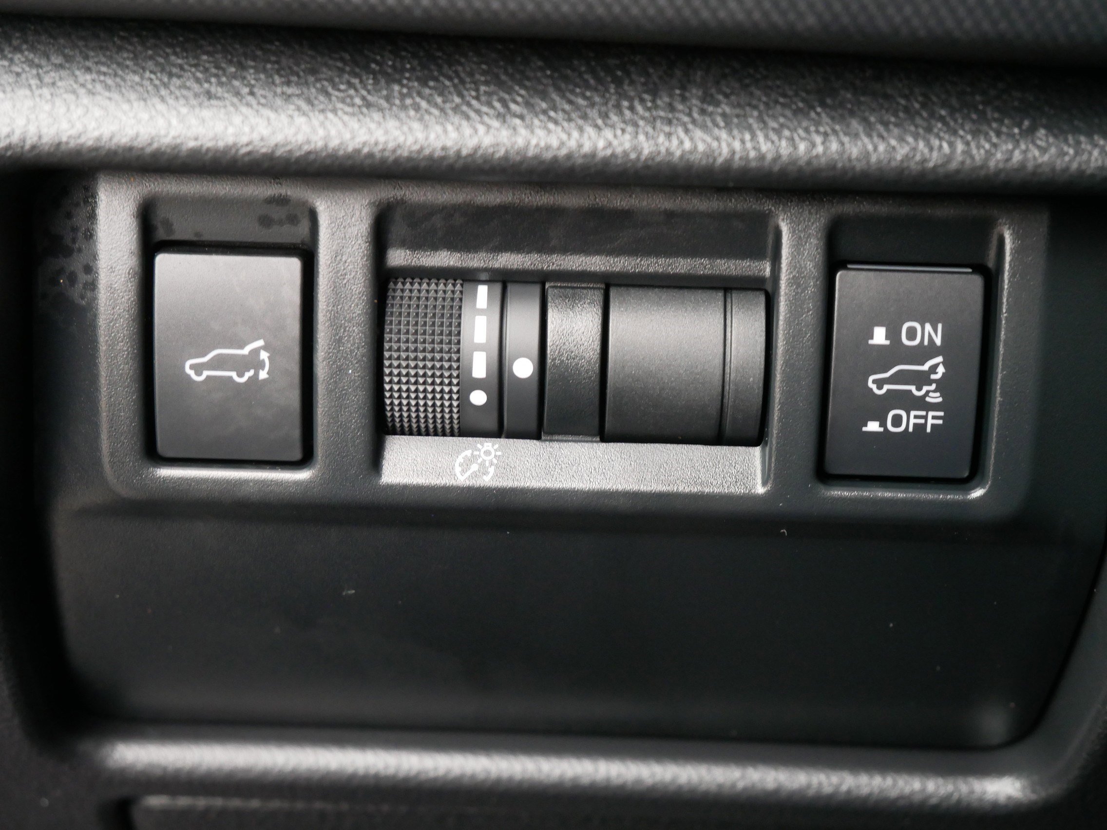 Used 2025 Subaru Forester Limited image 26