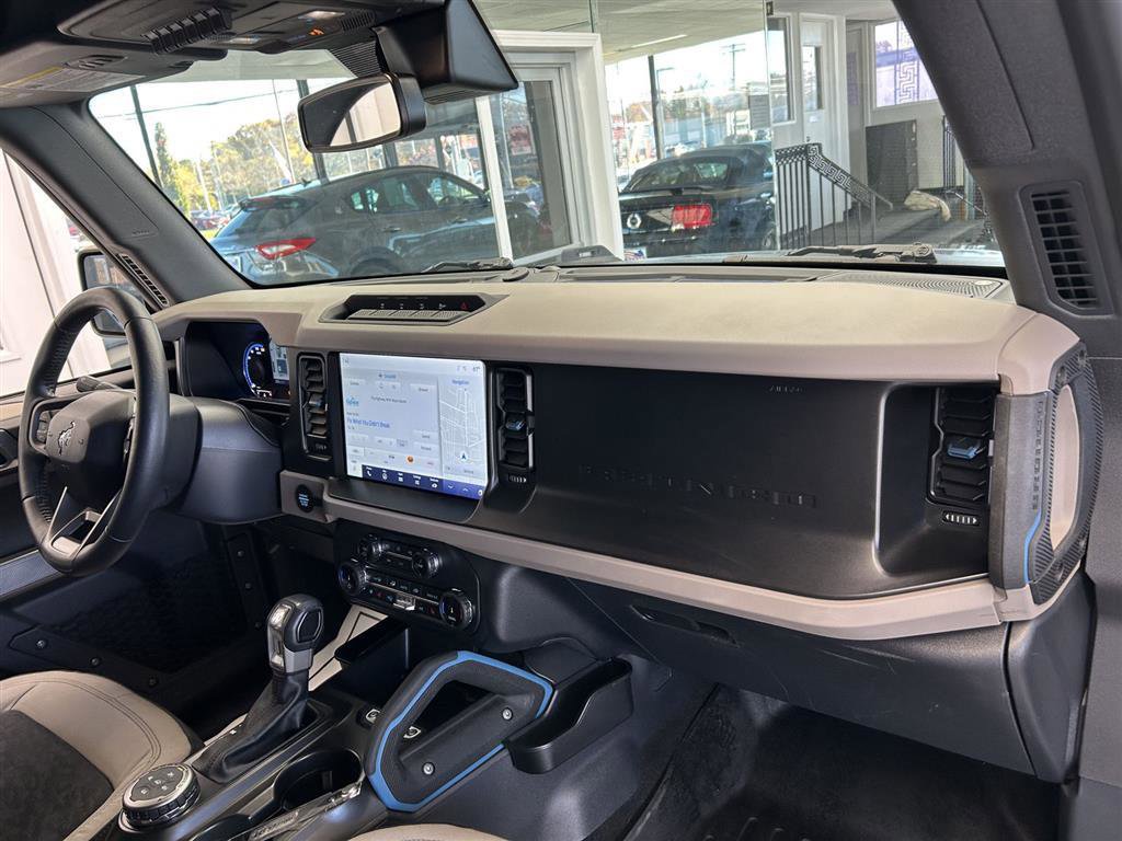 Used 2022 Ford Bronco Wildtrak image 15