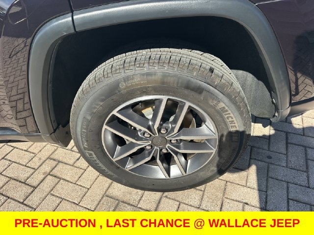 Certified 2020 Jeep Grand Cherokee Limited AWD/4WD image 13