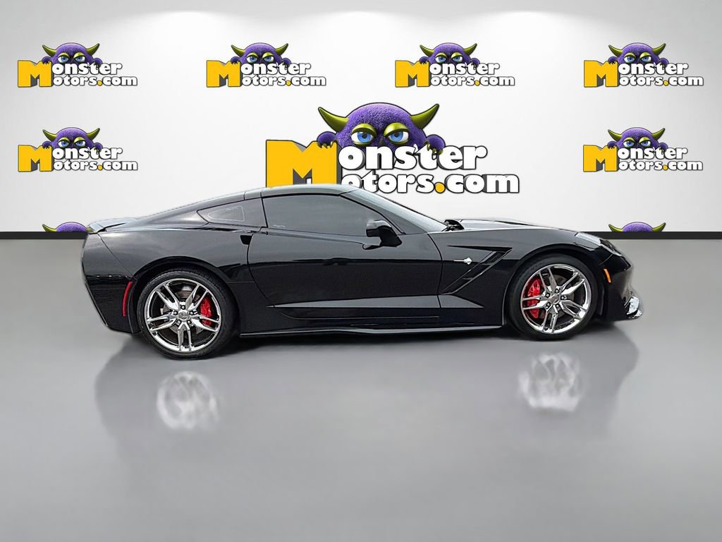 Used 2016 Chevrolet Corvette Stingray Coupe w/ 3LT Preferred Equipment Group RWD image 4