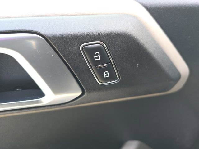 Used 2023 Ford Bronco Wildtrak image 12