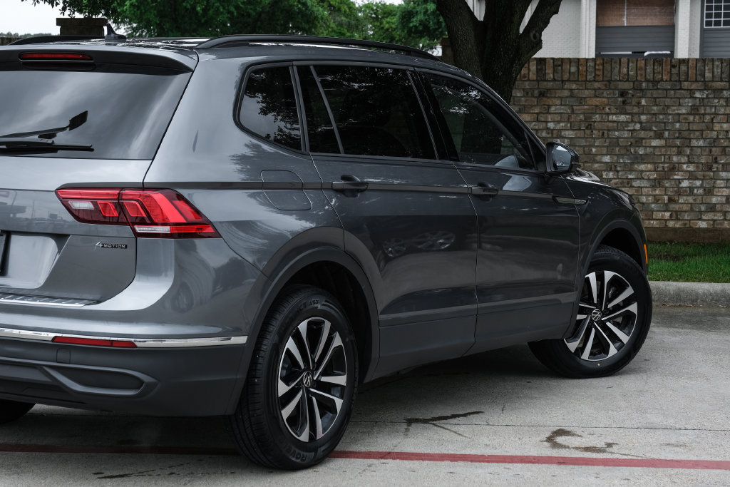 Used 2023 Volkswagen Tiguan S AWD/4WD image 17