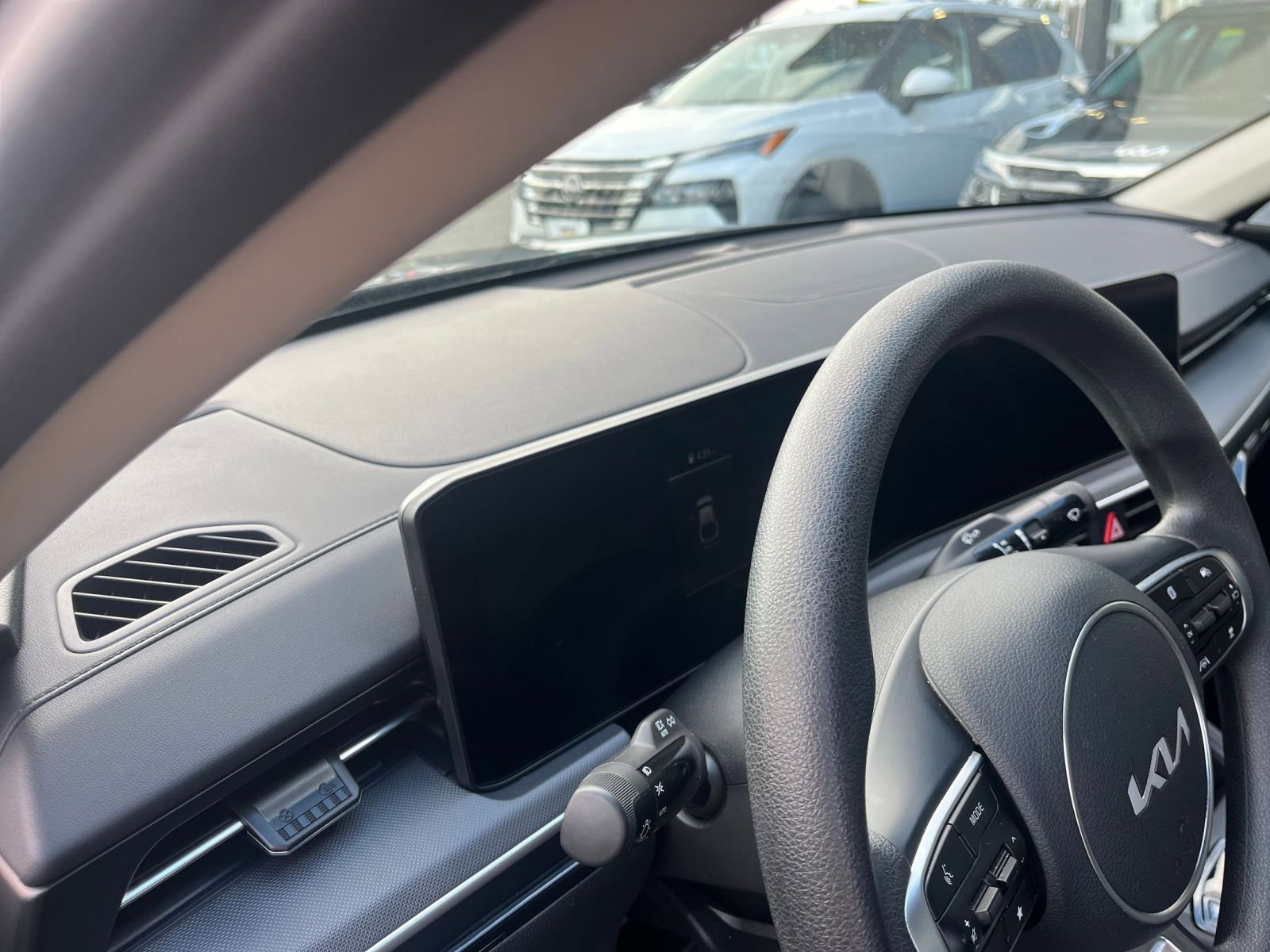 Used 2025 Kia K5 LXS image 35