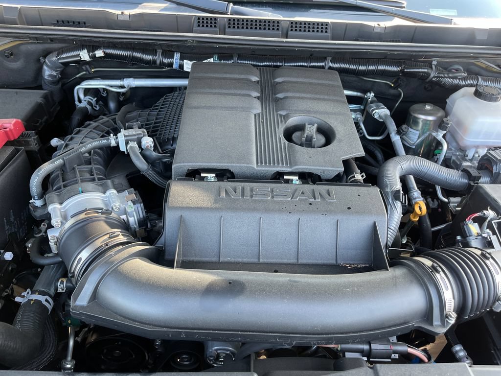 Certified 2025 Nissan Frontier PRO-4X AWD/4WD image 19