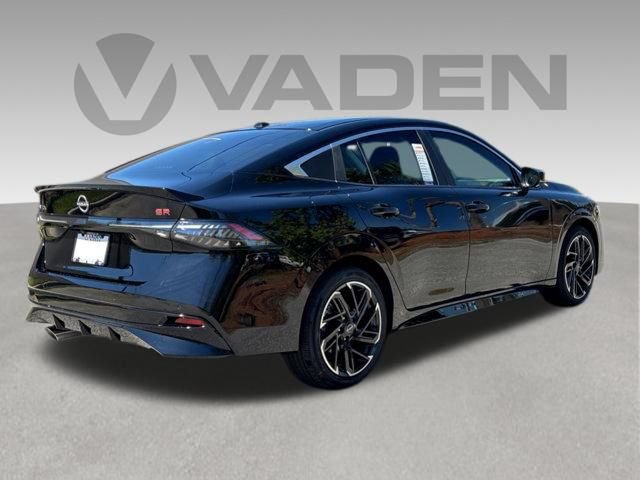 New 2026 Nissan Sentra SR w/ SR All Weather Package FWD image 22