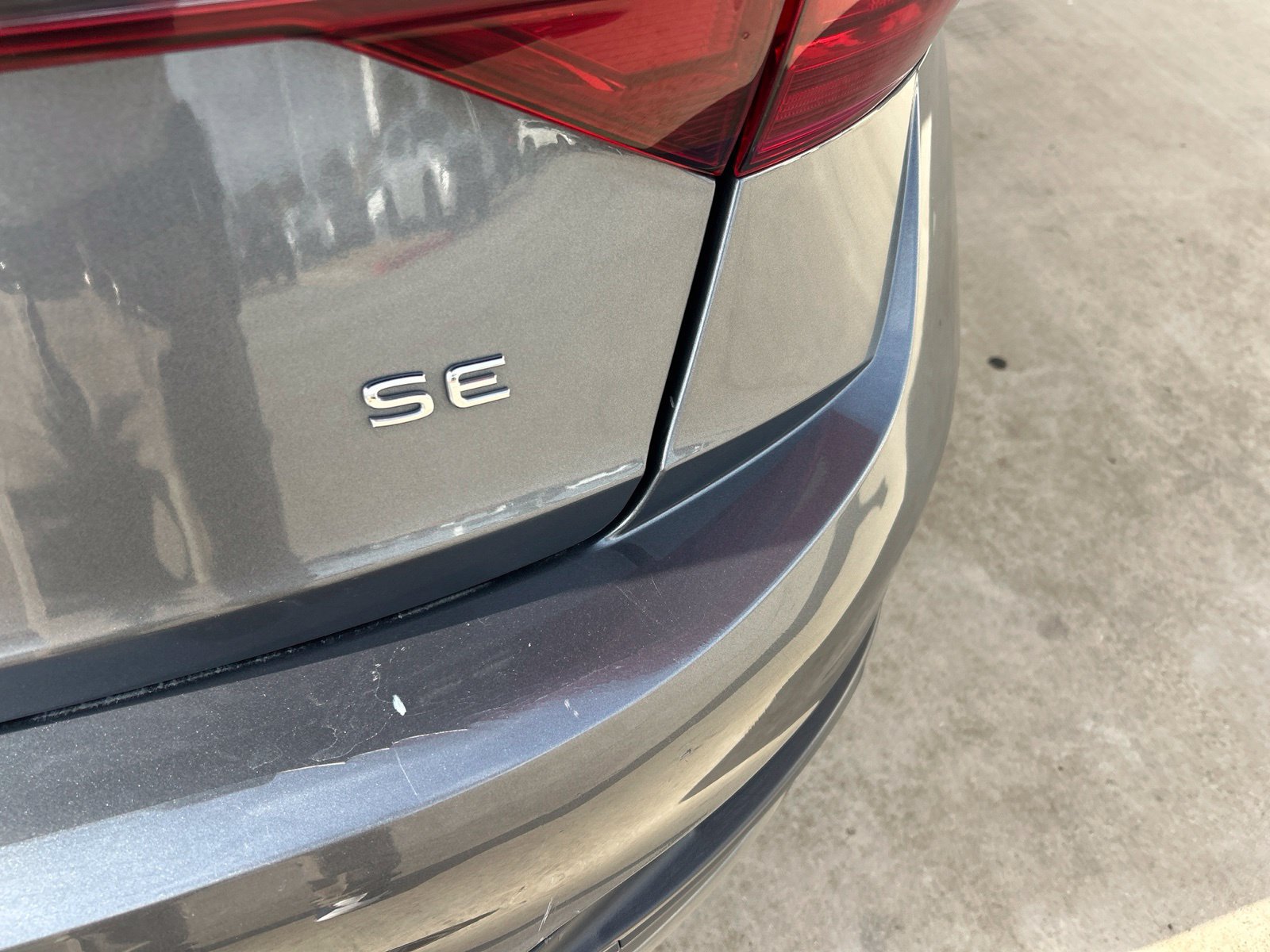 Used 2024 Volkswagen Jetta SE FWD image 13