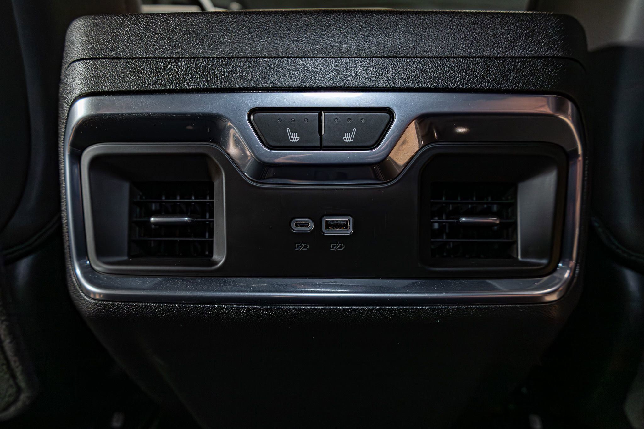 Used 2025 GMC Sierra 2500 Denali Ultimate image 26