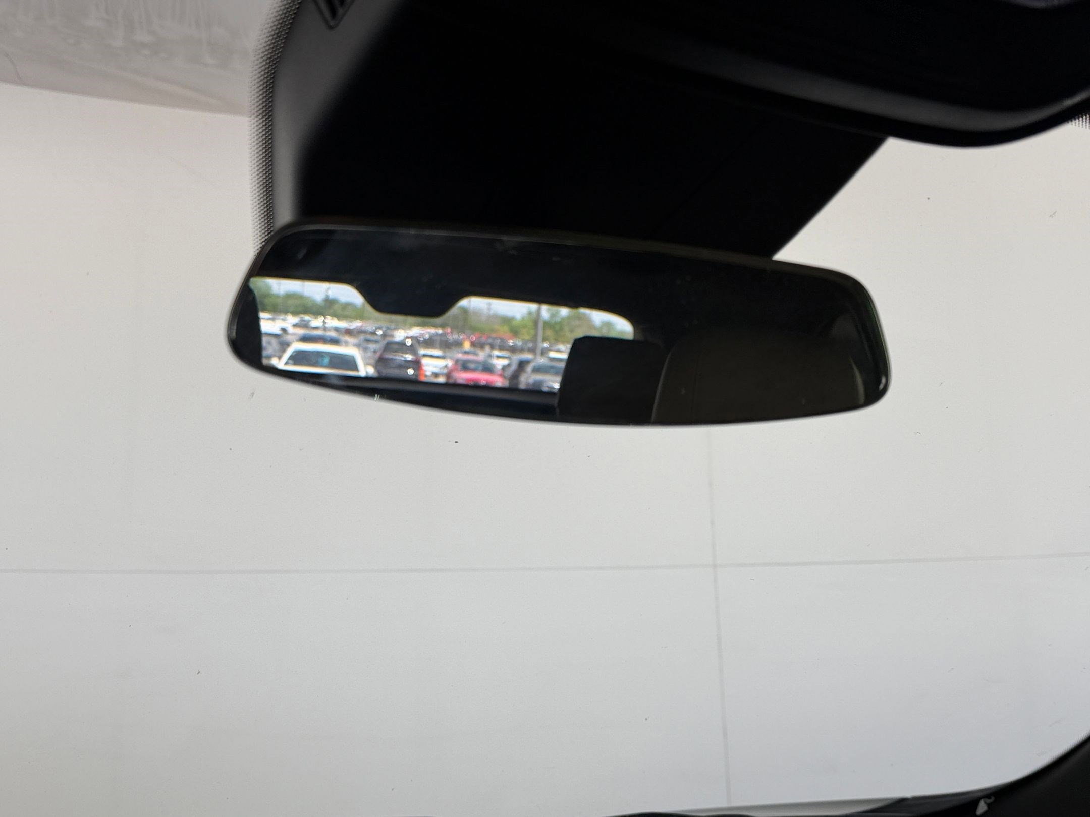 Used 2024 Cadillac XT4 Luxury w/ Cold Weather Package image 16