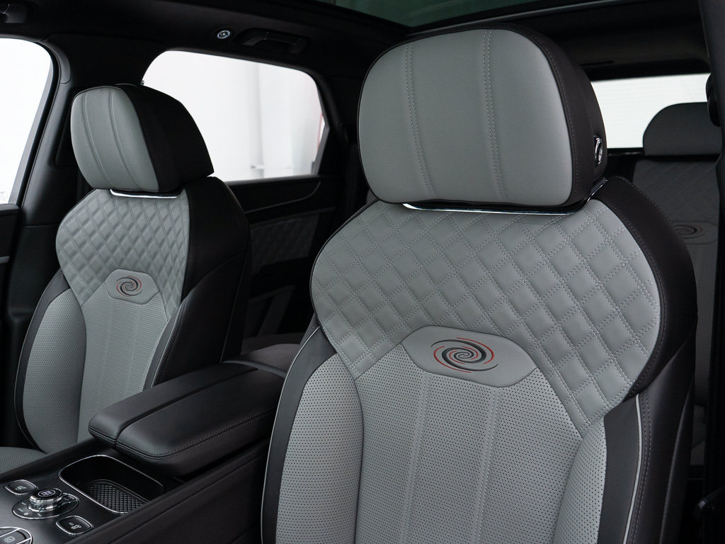 Certified 2022 Bentley Bentayga AWD/4WD image 16