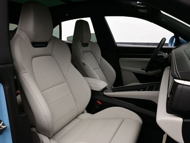 New 2026 Porsche Macan 4S Electric image 18