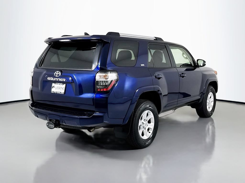 Used 2022 Toyota 4Runner SR5 Premium w/ Moonroof Package AWD/4WD image 5