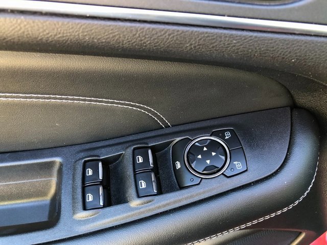 Used 2024 Ford Edge Titanium image 16