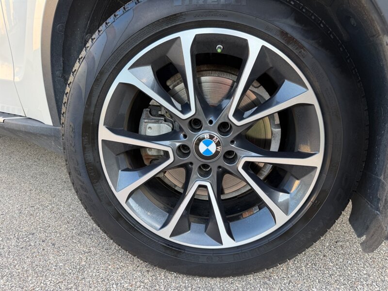 Used 2017 BMW X5 xDrive35d AWD/4WD image 33