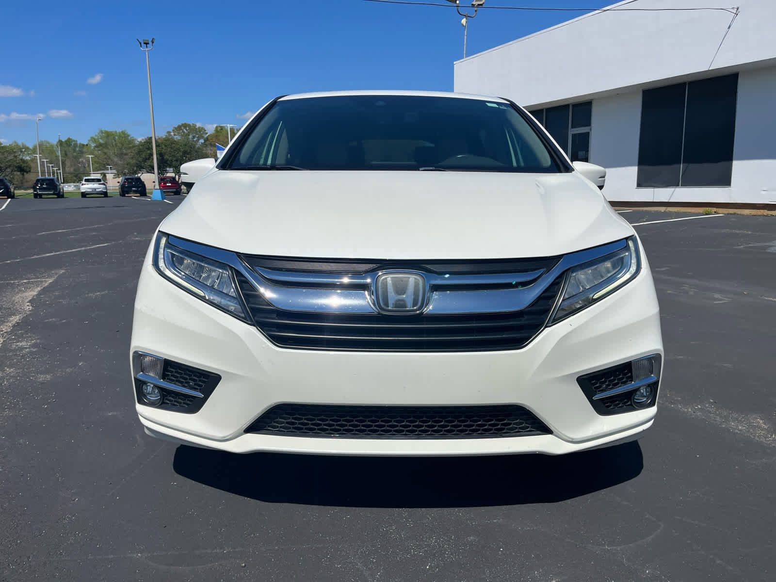 Used 2019 Honda Odyssey Touring image 2