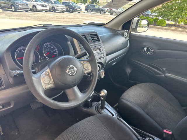 Used 2012 Nissan Versa FWD image 10