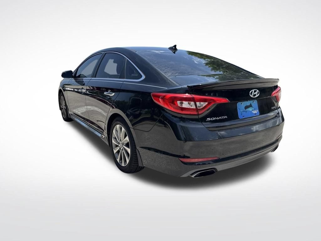 Used 2017 Hyundai Sonata Sport w/ Value Edition Package 02 FWD image 6
