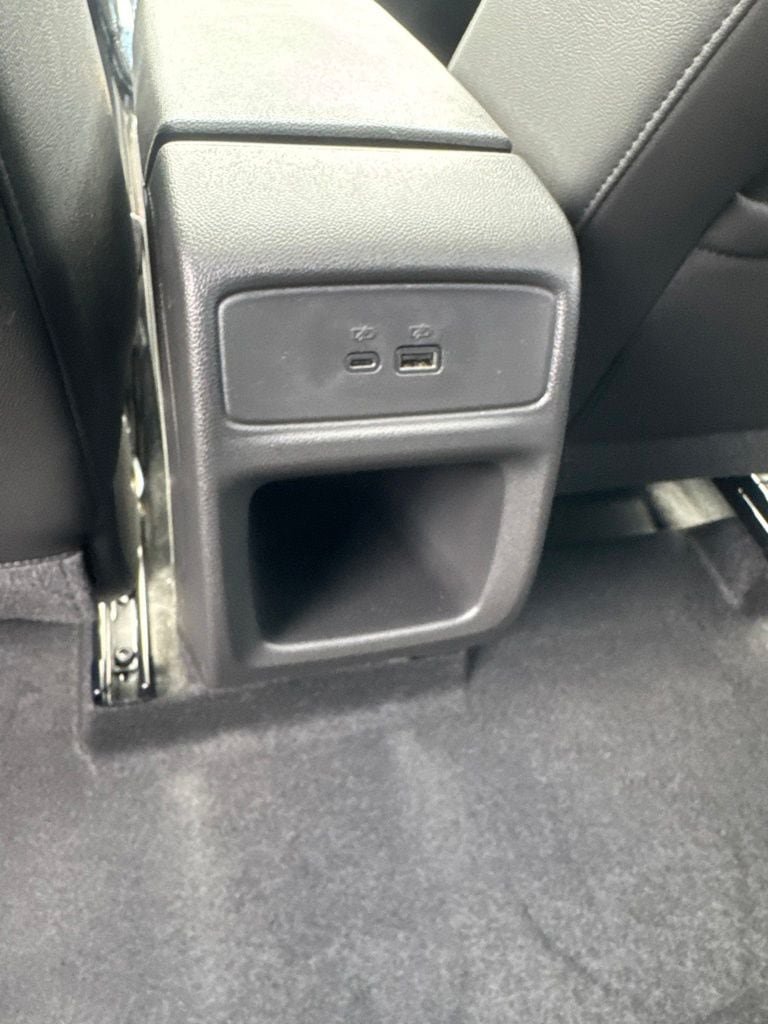 Used 2026 Chevrolet Trax RS w/ Sunroof Package FWD image 24