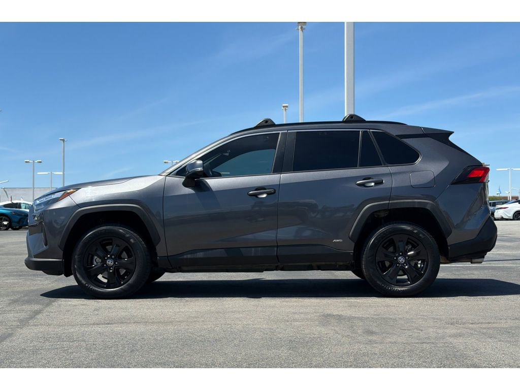 Certified 2023 Toyota RAV4 LE AWD/4WD image 7
