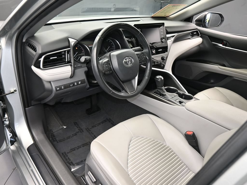 Used 2021 Toyota Camry SE w/ Cold Weather Package AWD/4WD image 10