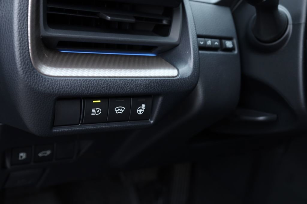 Used 2024 Toyota Prius Limited image 7