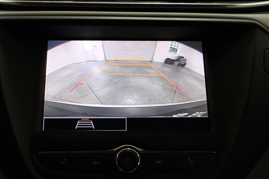 Used 2022 Chevrolet TrailBlazer LT FWD image 43