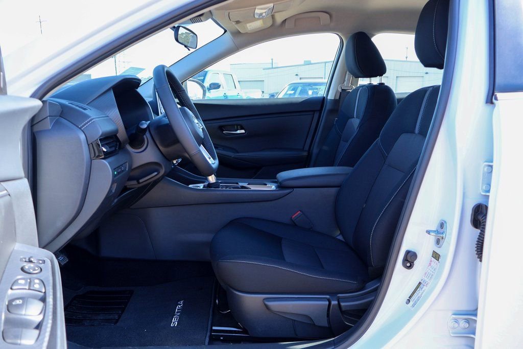 New 2025 Nissan Sentra SV w/ All-Weather Package image 7