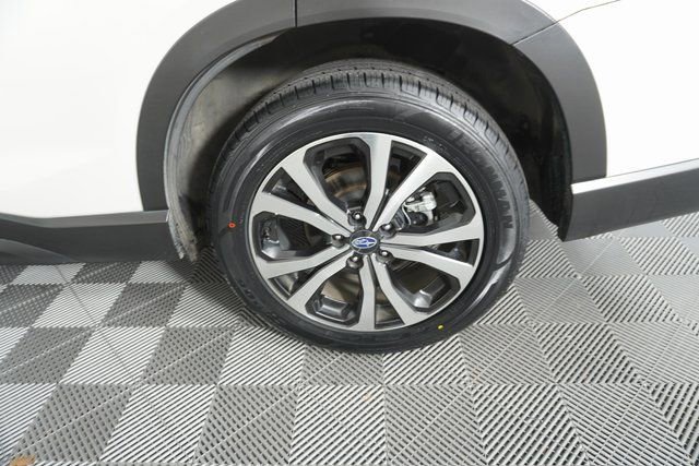 Certified 2024 Subaru Forester Limited image 18