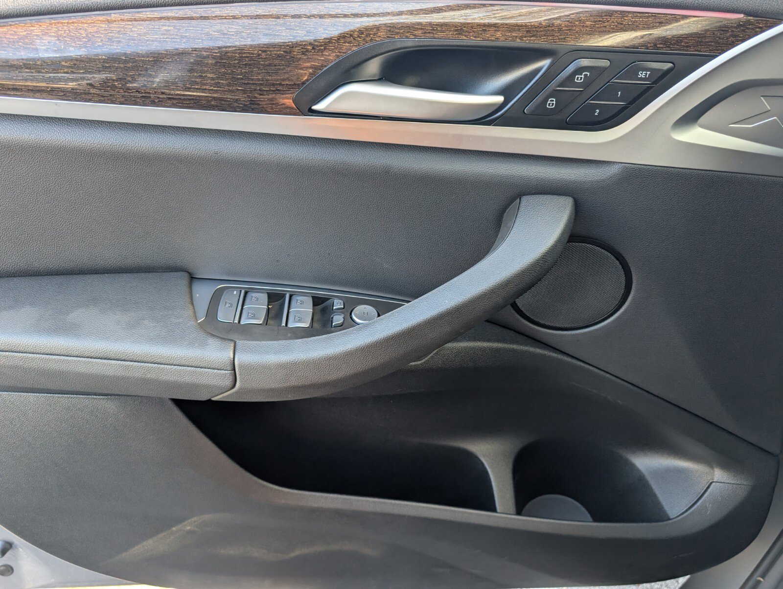 Used 2024 BMW X3 sDrive30i w/ Premium Package w/ZPA image 40