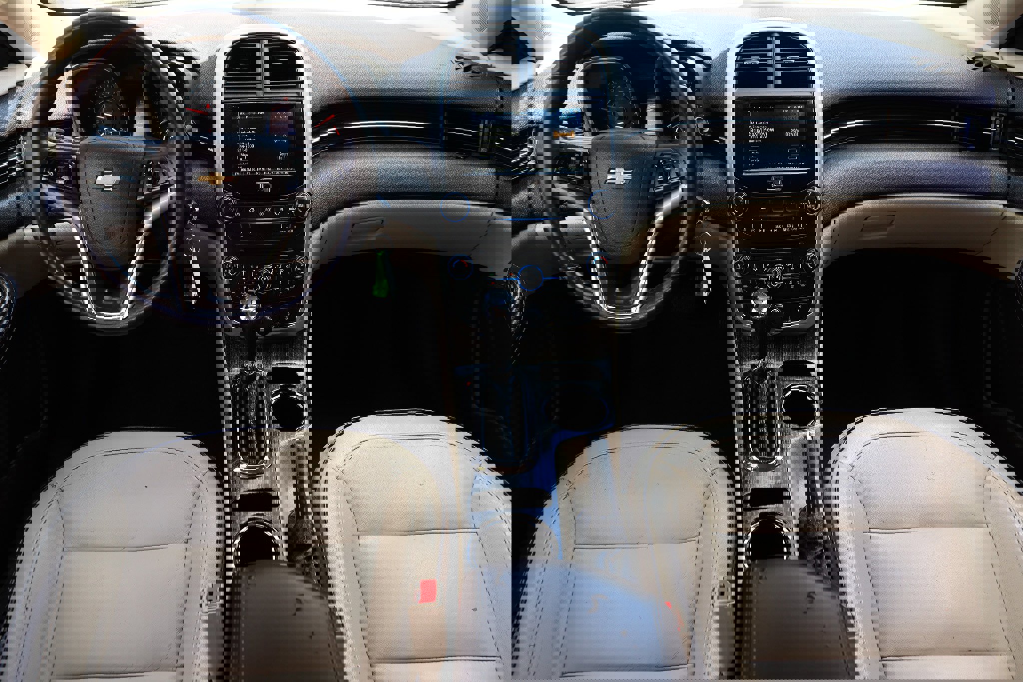 Used 2016 Chevrolet Malibu LTZ image 2