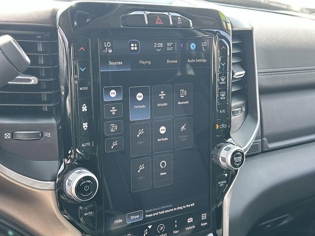 Used 2024 RAM 2500 Laramie image 12