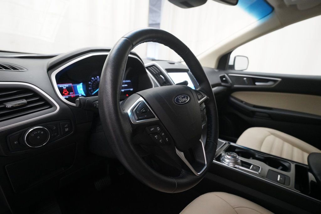 Used 2020 Ford Edge SEL w/ Convenience Package image 8