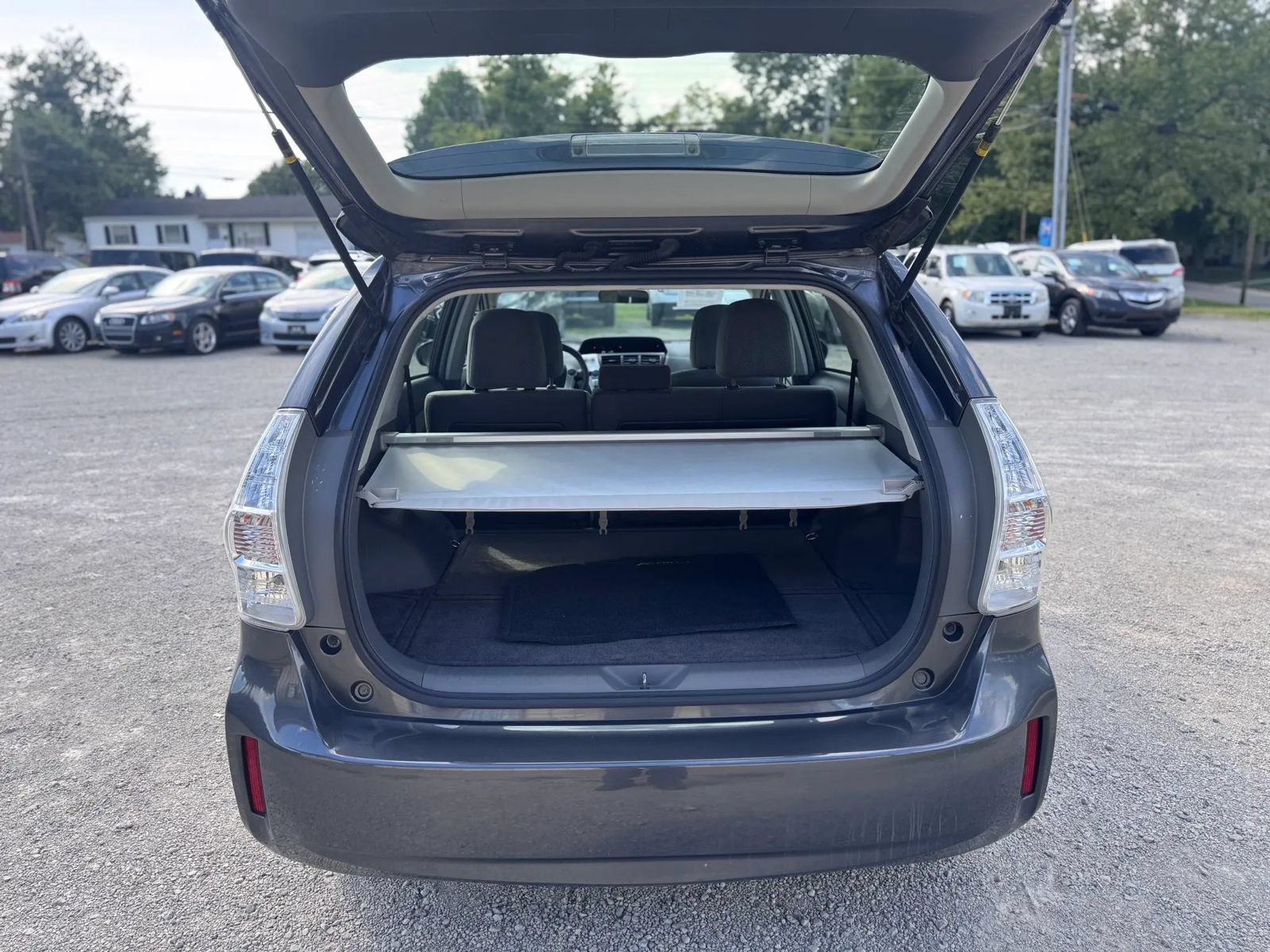 Used 2013 Toyota Prius V Three FWD image 22