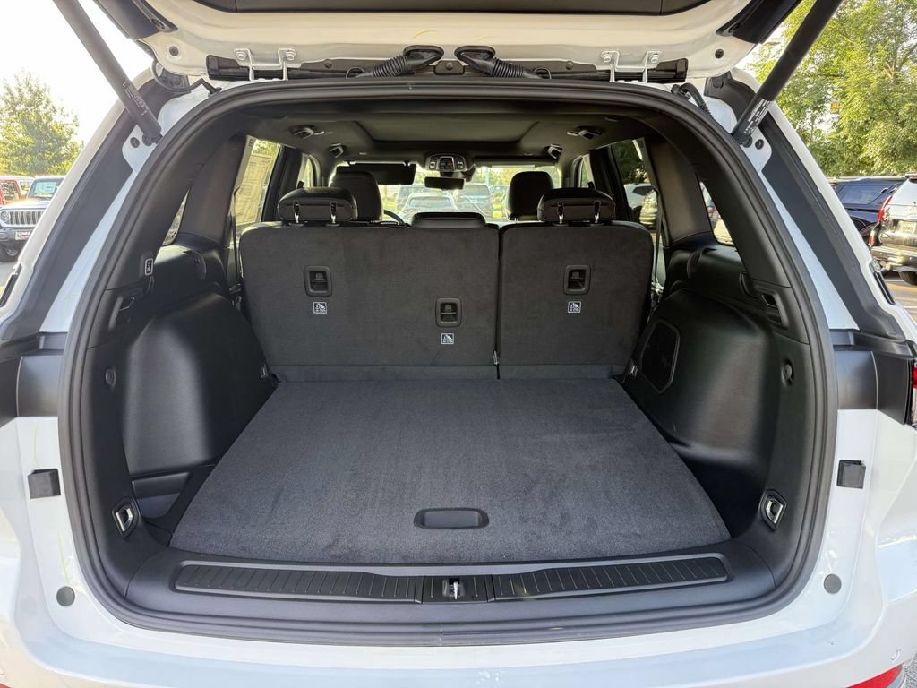 New 2026 Jeep Grand Cherokee Limited AWD/4WD image 34
