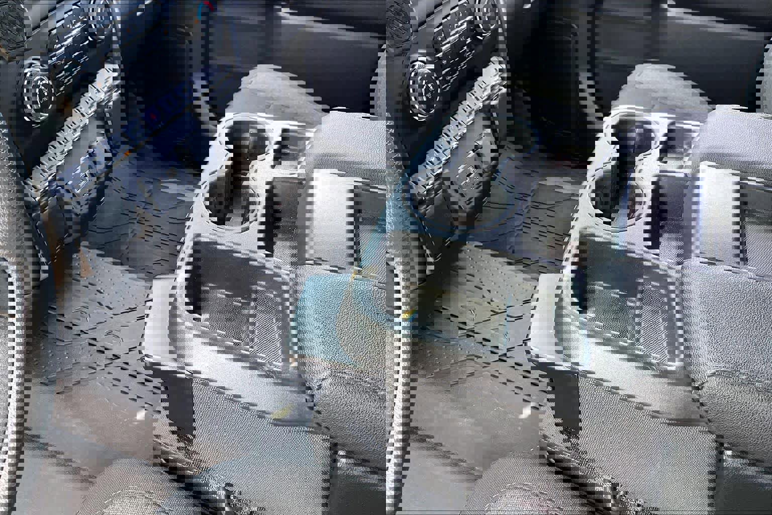 Used 2022 Chevrolet Silverado 1500 Custom image 17