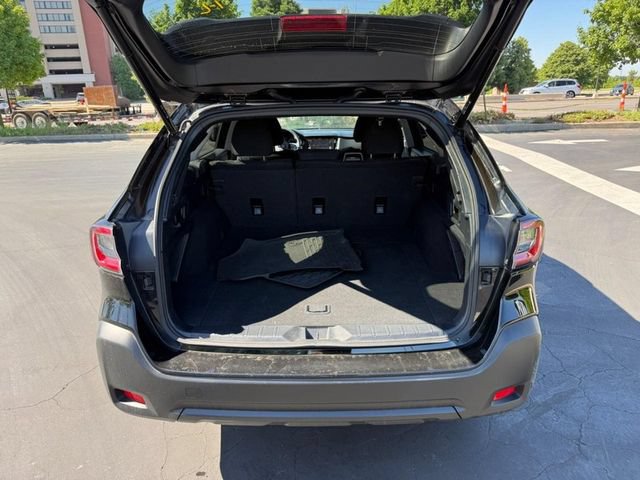 Used 2024 Subaru Outback Premium AWD/4WD image 6