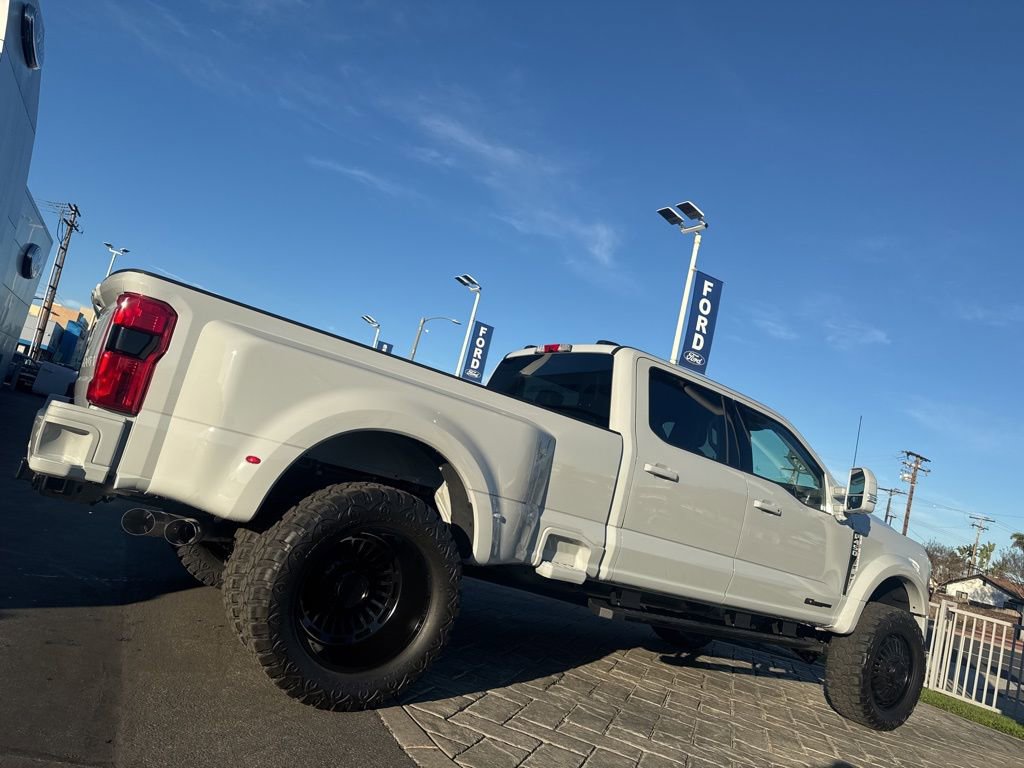 Used 2026 Ford F450 Lariat image 2