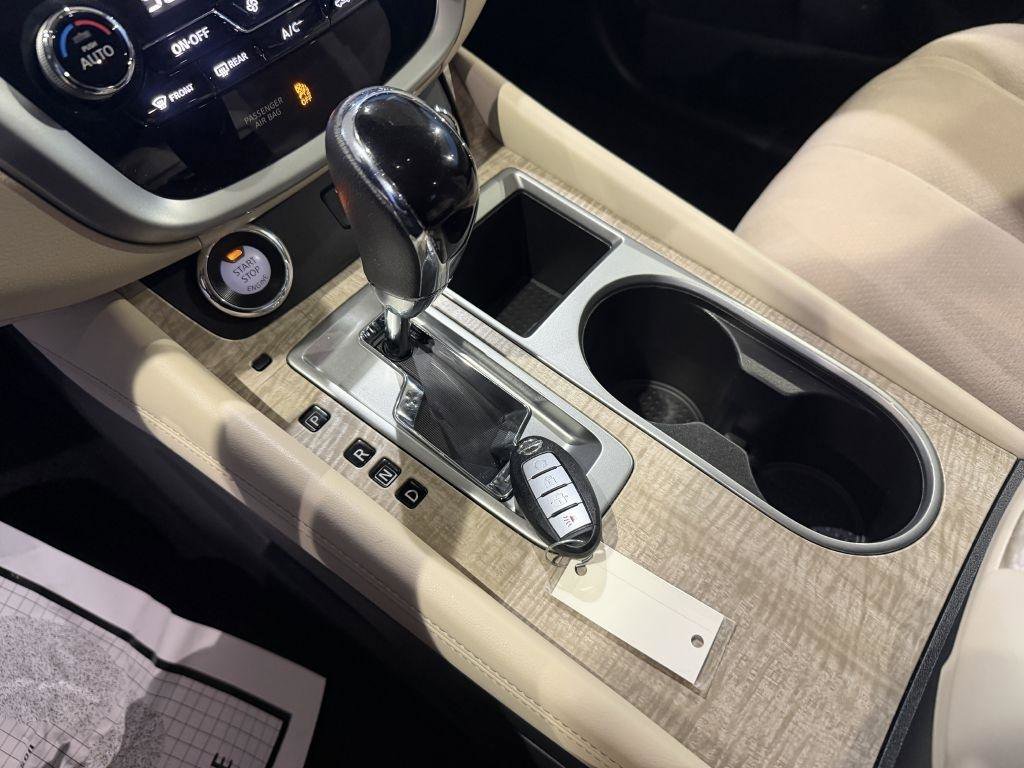 Used 2020 Nissan Murano SV AWD/4WD image 18