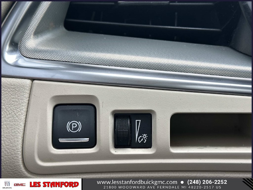 Certified 2022 Cadillac XT5 Premium Luxury AWD/4WD image 28