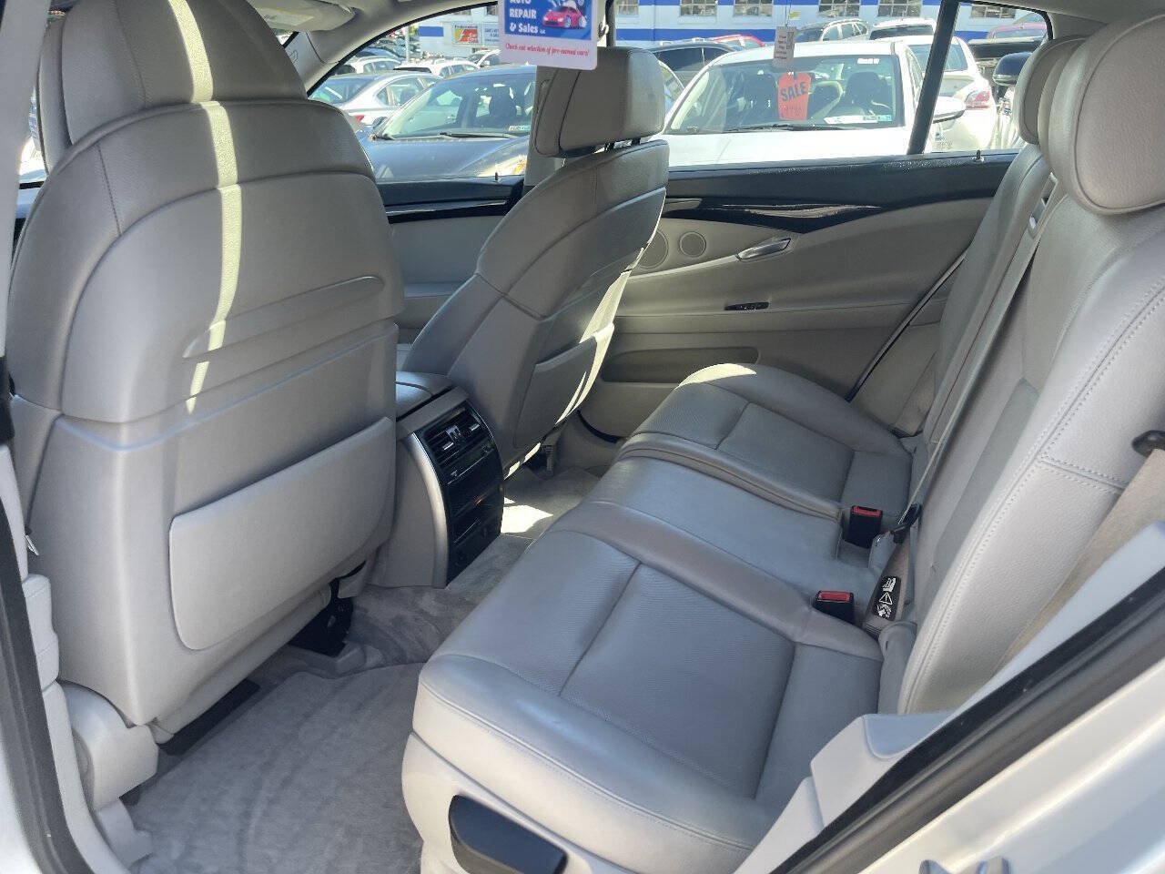 Used 2012 BMW 550i Gran Turismo xDrive AWD/4WD image 18
