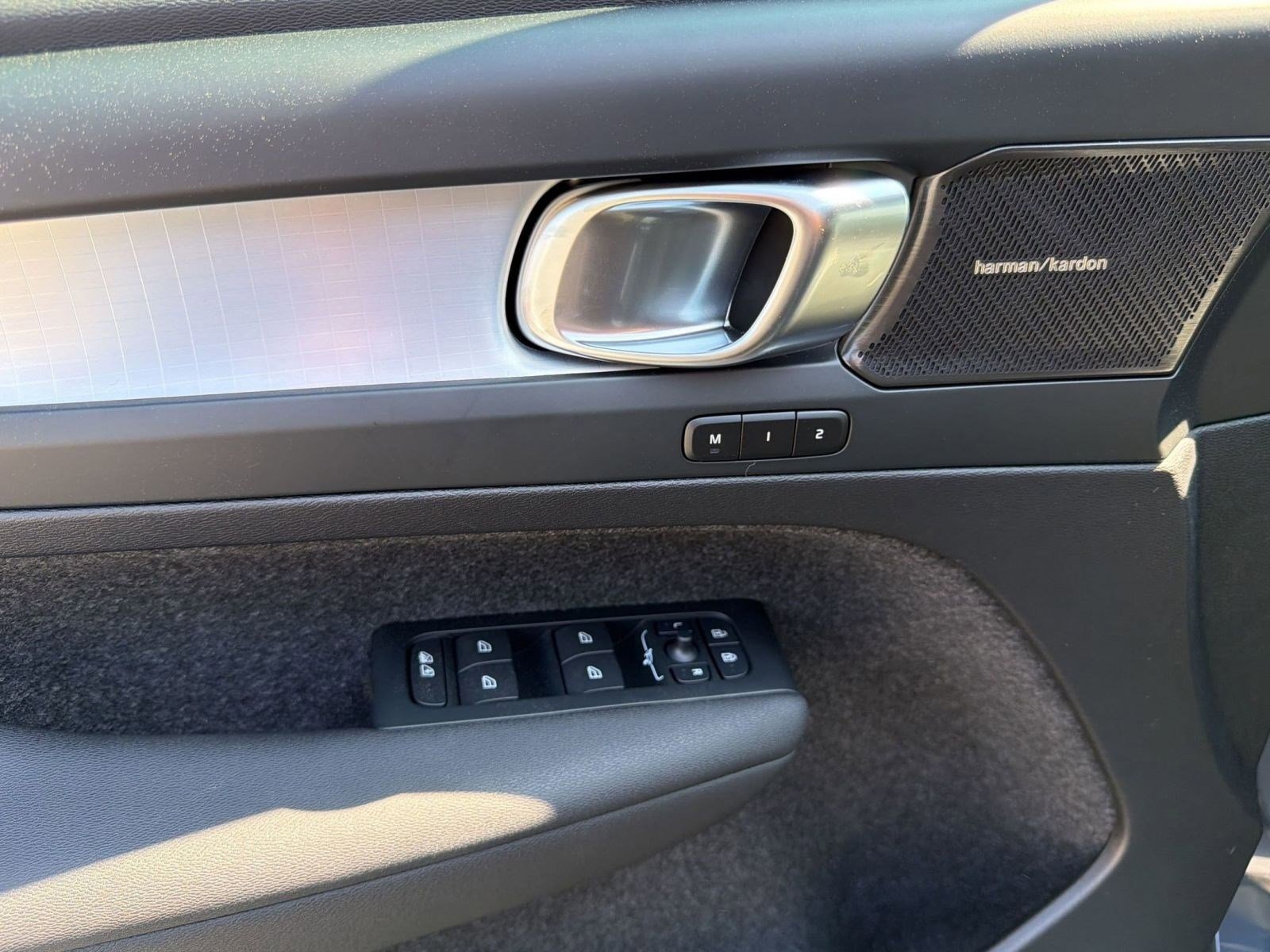 New 2026 Volvo XC40 B5 Ultra w/ Protection Package Premier image 13