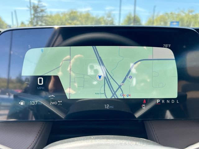 New 2025 Chevrolet Equinox ACTIV w/ Safety and Technology Package image 11