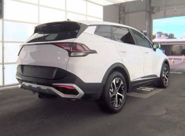 Certified 2025 Kia Sportage EX FWD image 4