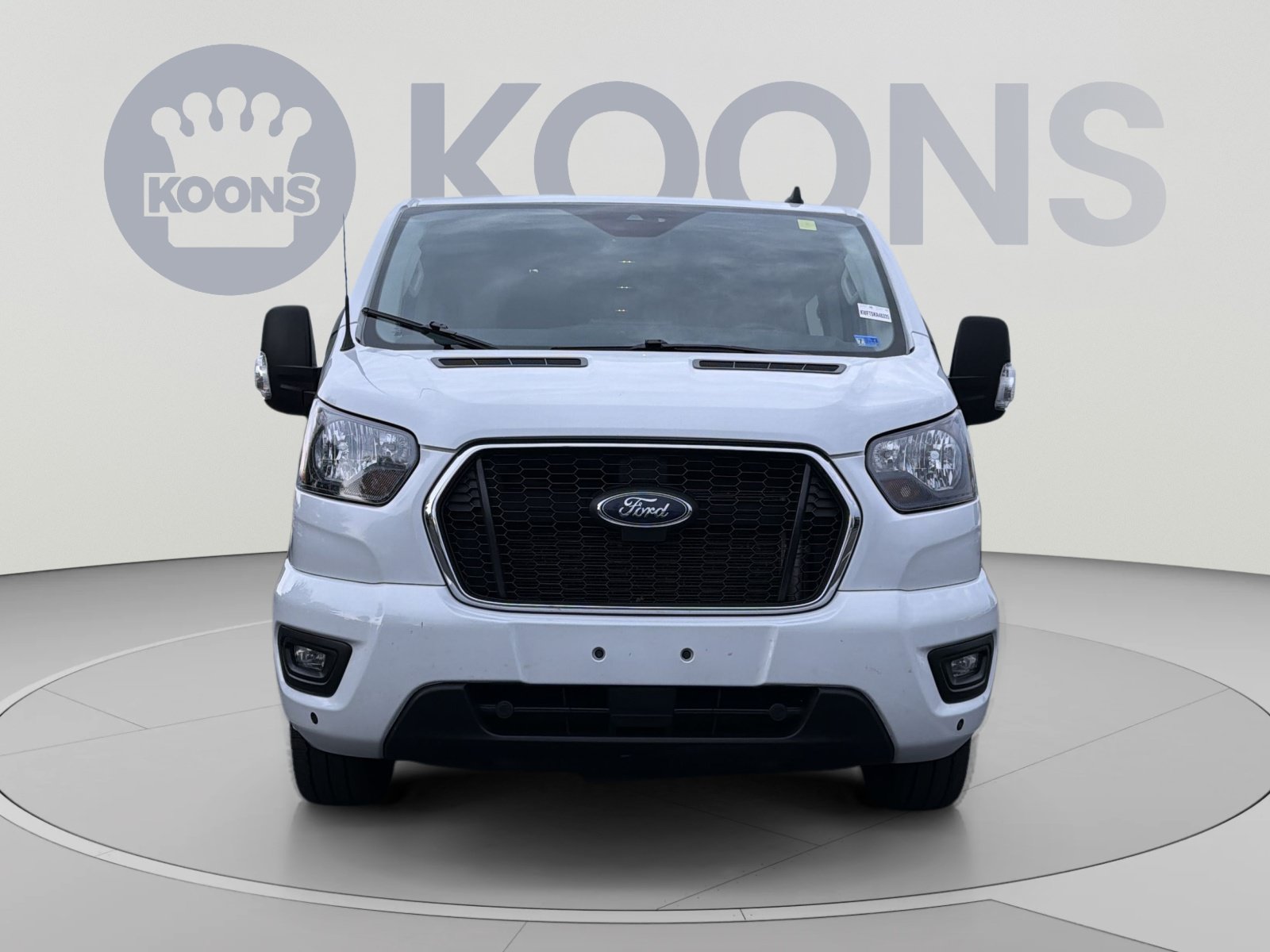 Used 2025 Ford Transit 350 XLT RWD image 11