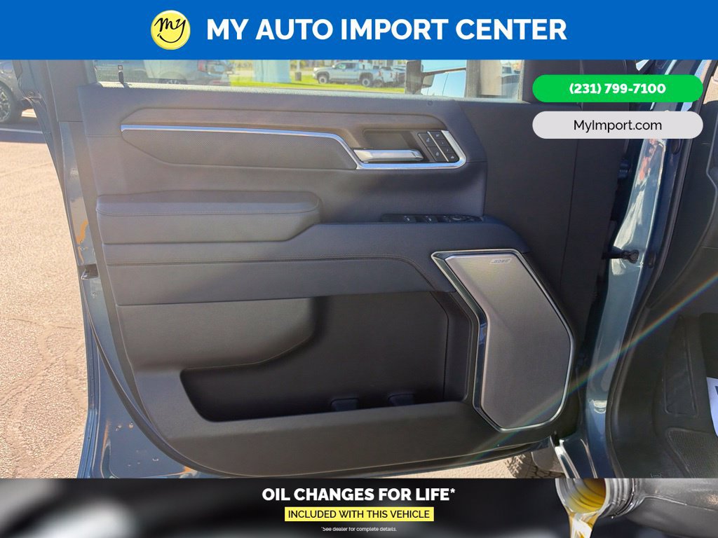 Used 2024 Chevrolet Silverado 3500 High Country w/ Technology Package AWD/4WD image 10